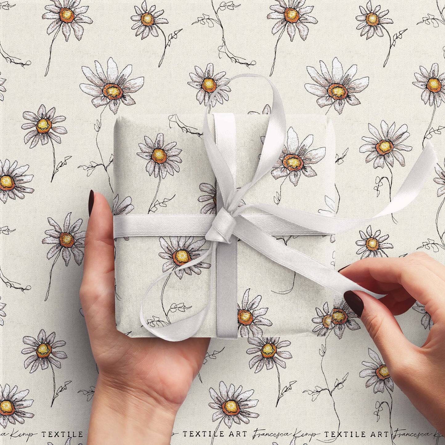 Daisy Chain Wrapping Paper